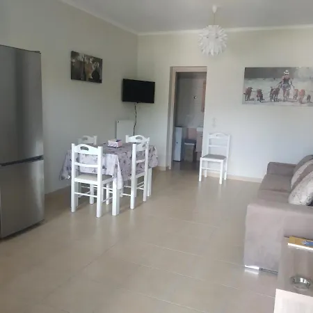Ismene Apartment *