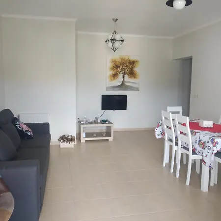 Ismene Apartment *