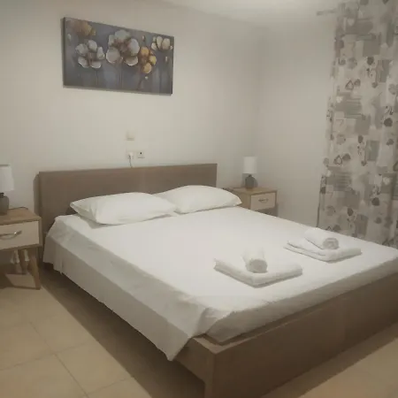 Ismene * Argosztóli