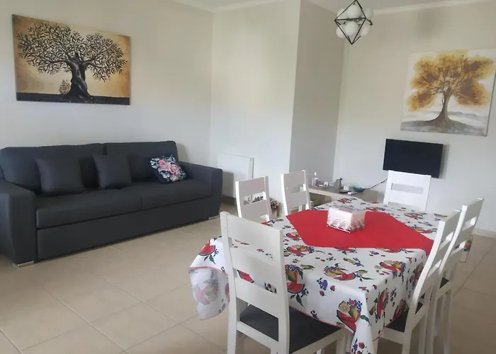 Ismene Apartament *